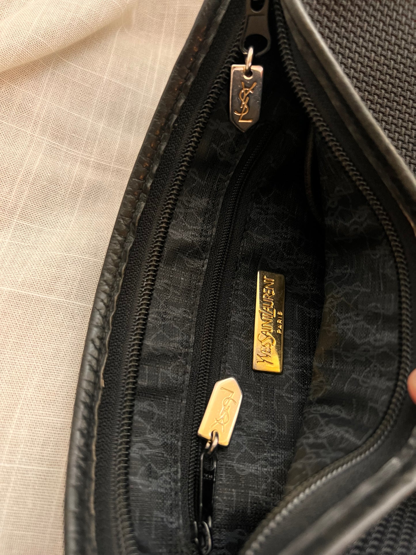 Borsa a spalla Yves Saint Laurent Vintage - Tessuto Testurizzato Nero