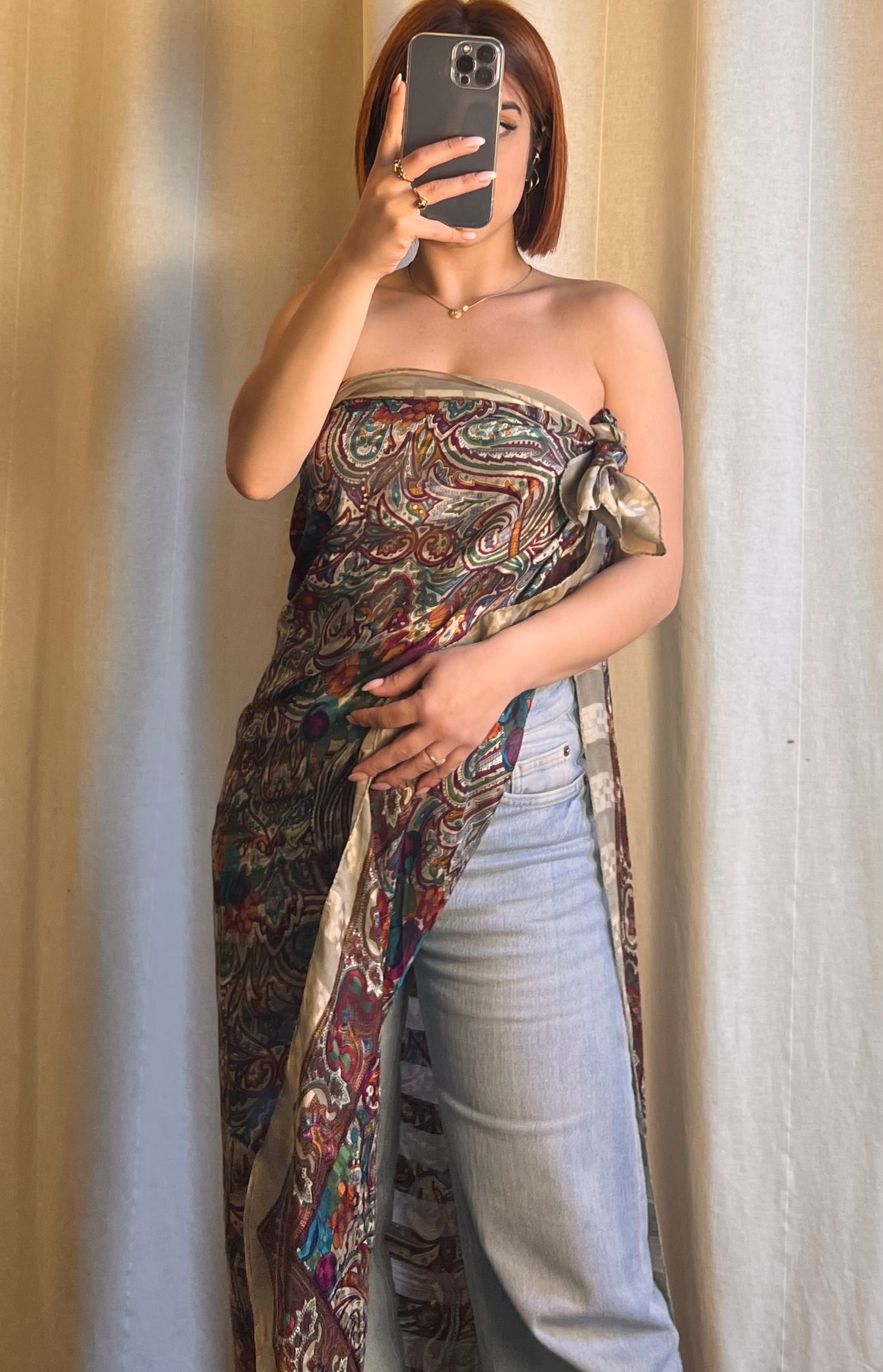 Maxi Carré Yves Saint Laurent – Vintage Iconico in Seta (120x120)