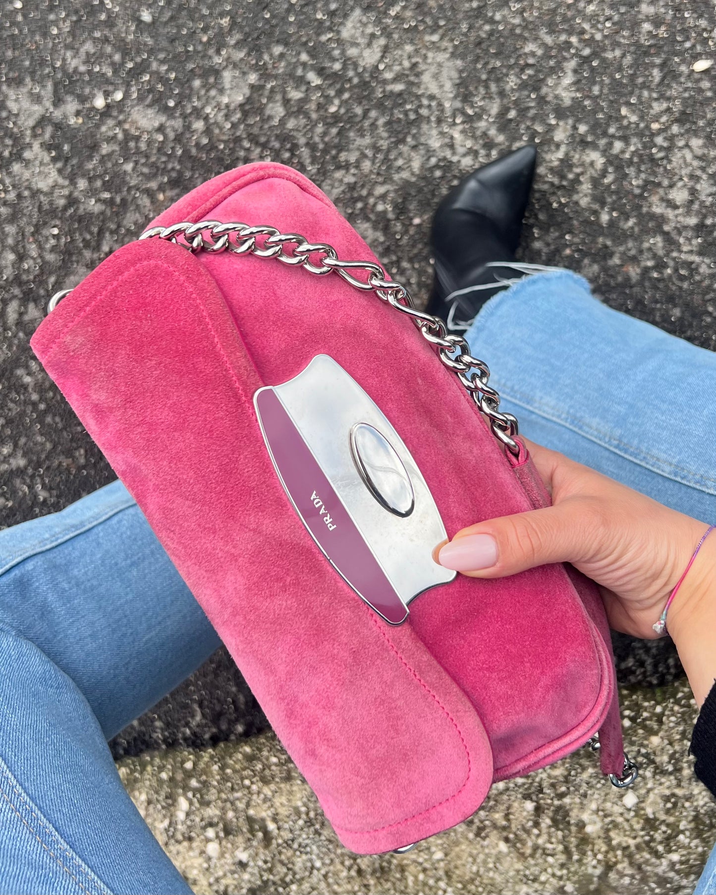 Prada vintage spring vibes 🌸