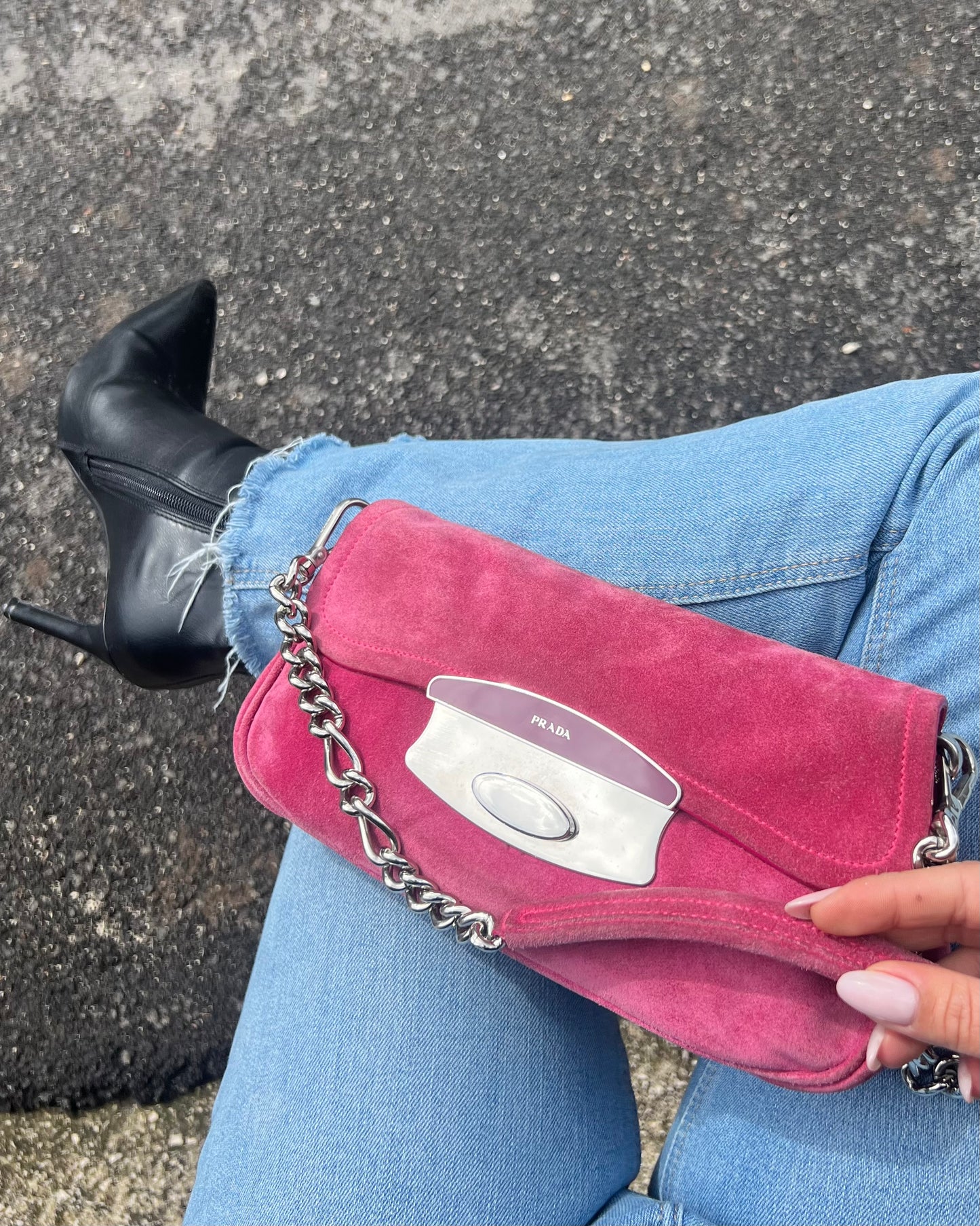 Prada vintage spring vibes 🌸