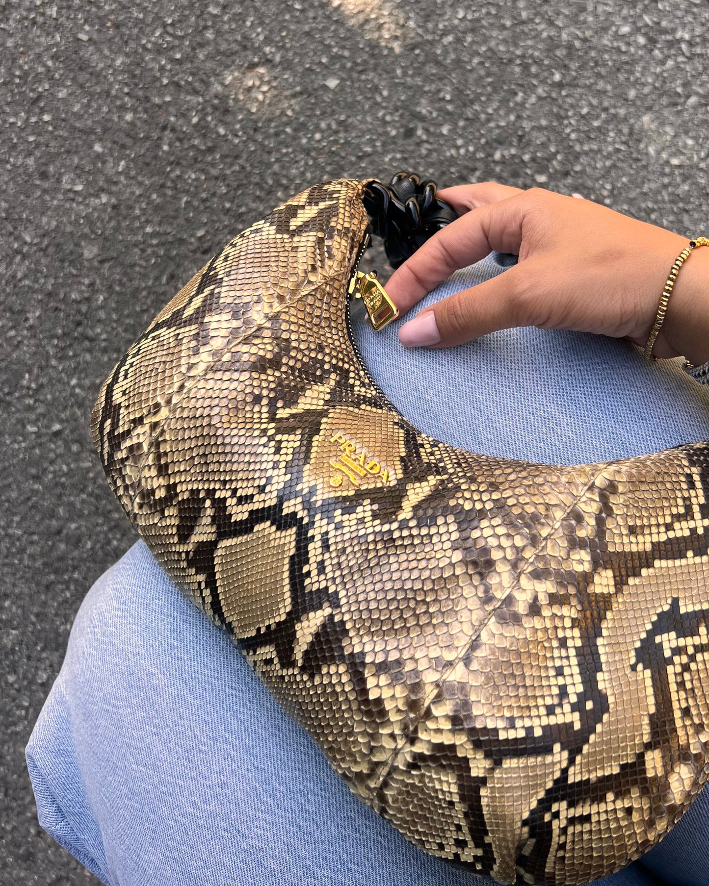 Borsa Hobo Prada in pitone