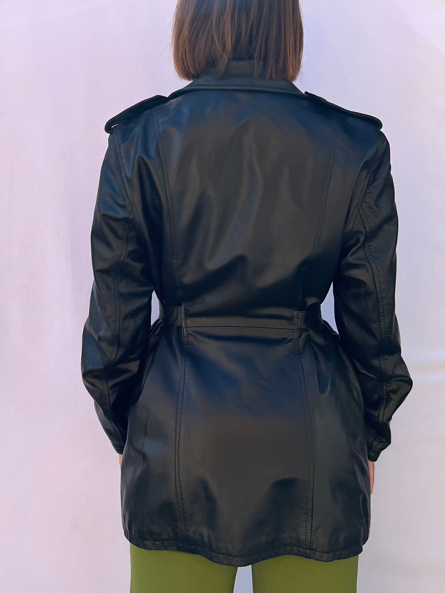 Trench in pelle