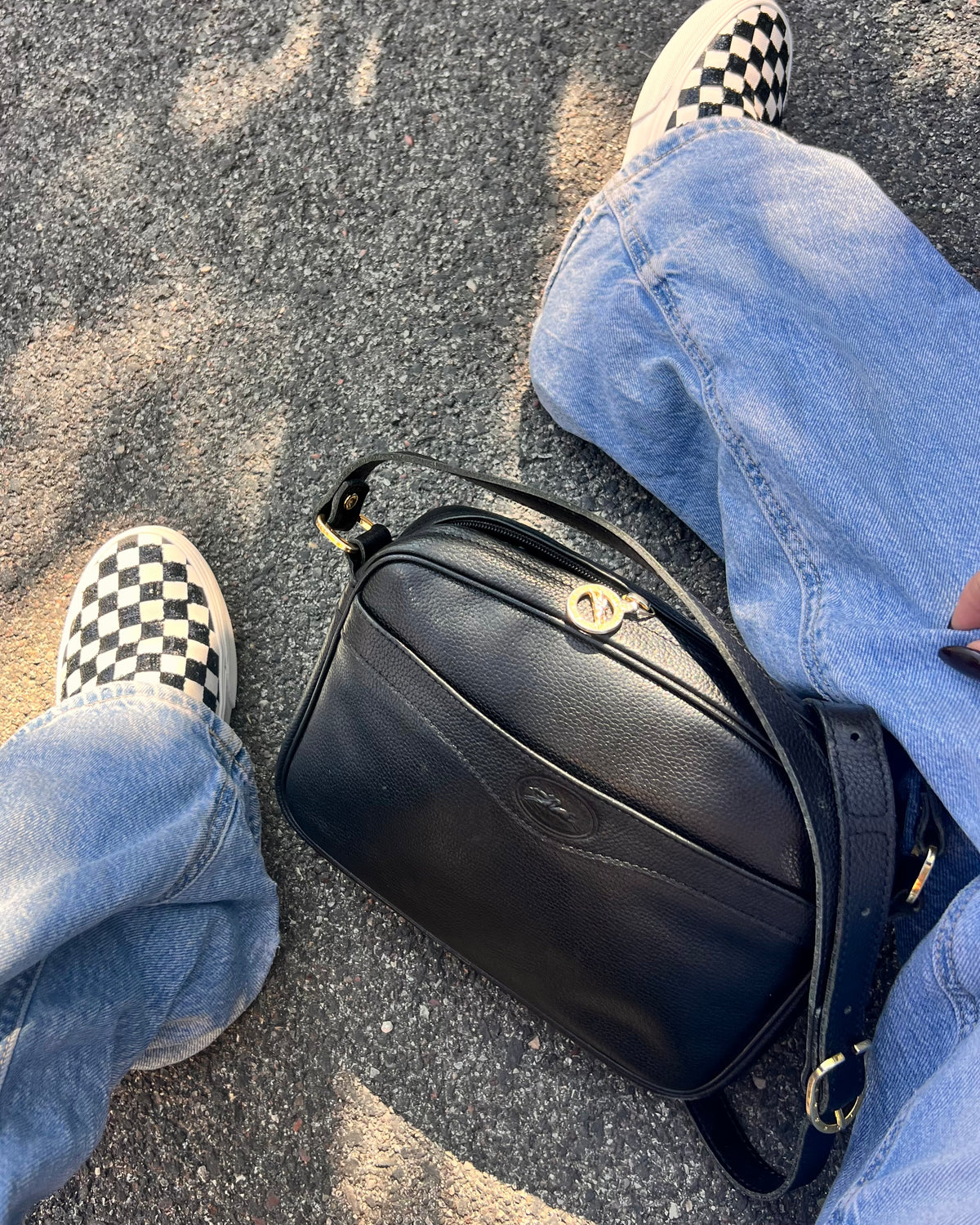 Borsa a Tracolla Vintage Longchamp in Pelle Granata – Nera