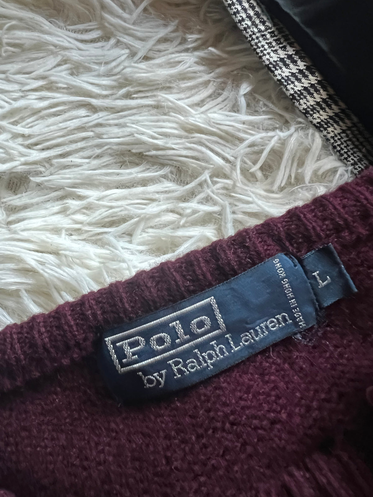 Maglione Ralph Lauren con Scollo a V in Lana d'Agnello (100% Lambswool) – Borgogna