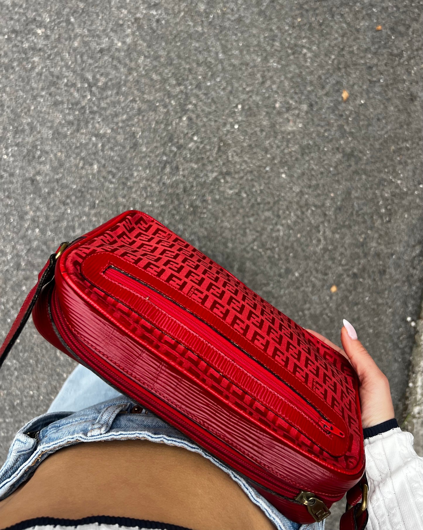 FENDI – Tracolla Vintage Camera Bag in Tessuto Zucca Rosso