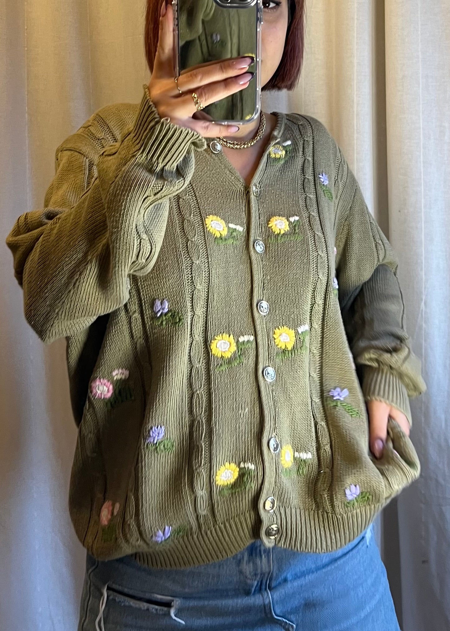 Cardigan vintage con ricami floreali