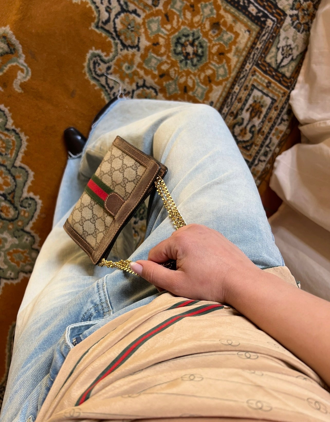 Gucci – Camera Bag Vintage in Tela GG Supreme e Pelle con Chain Custom Gold