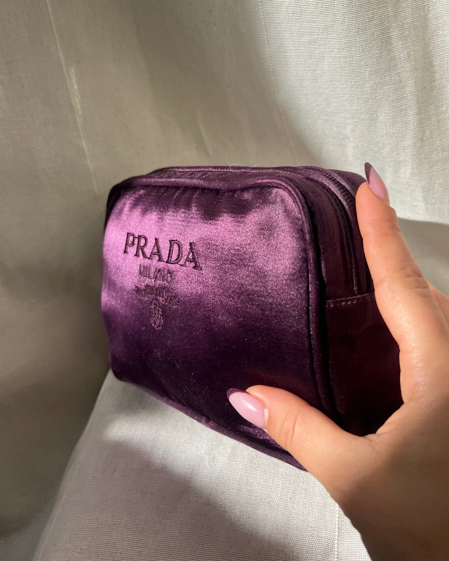 Pochette Prada in seta