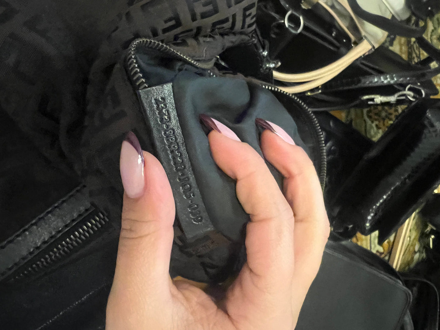 Fendi oyster cioccolato