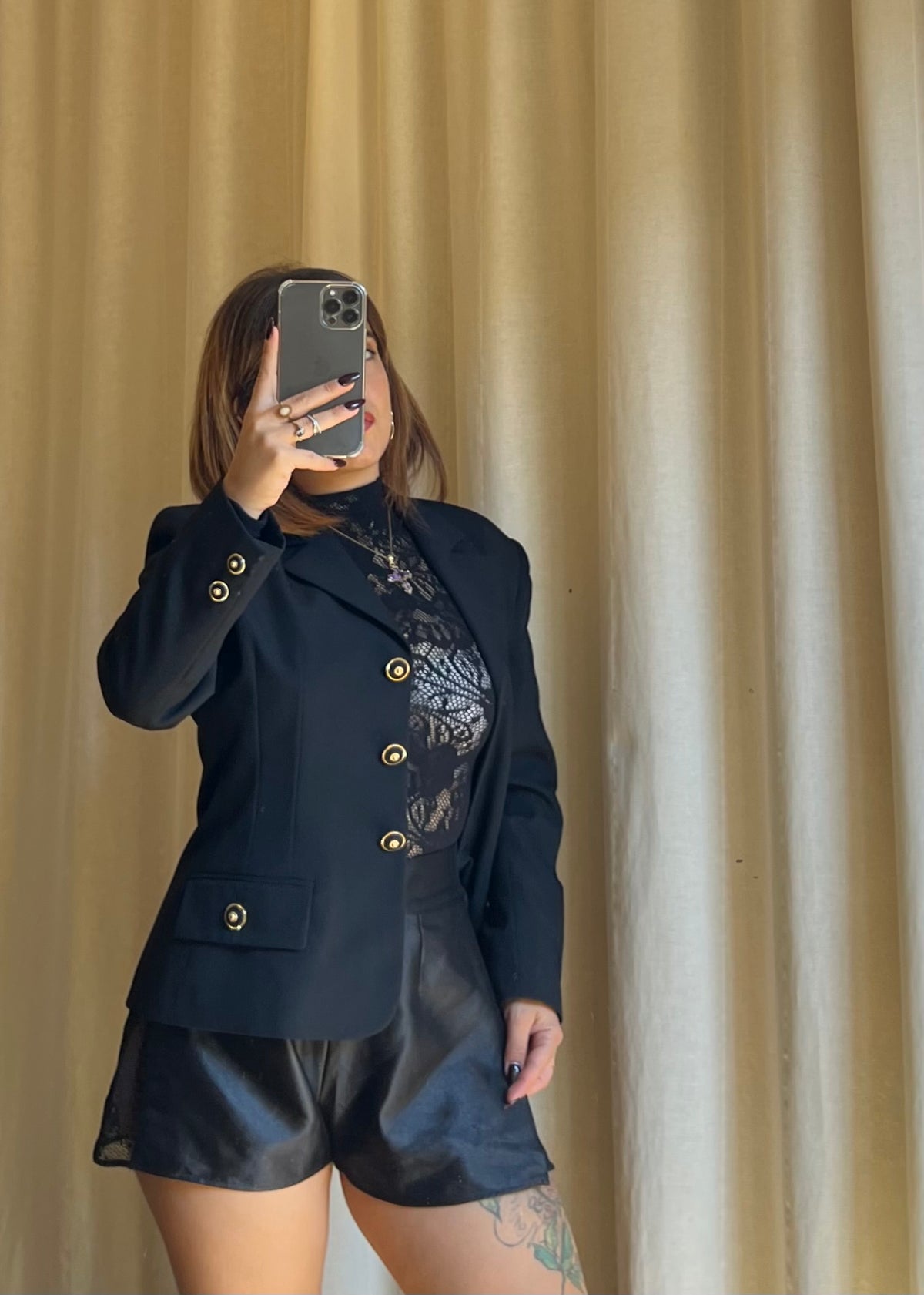 Blazer SportMax Nero con Bottoni Gioiello Gold & Black