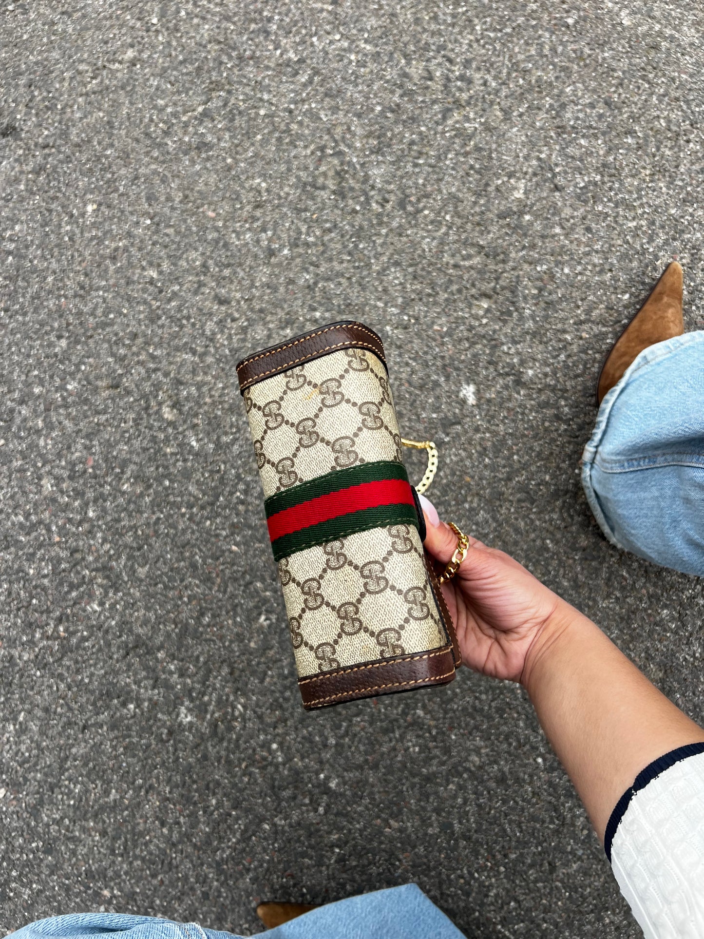 Gucci – Camera Bag Vintage in Tela GG Supreme e Pelle con Chain Custom Gold