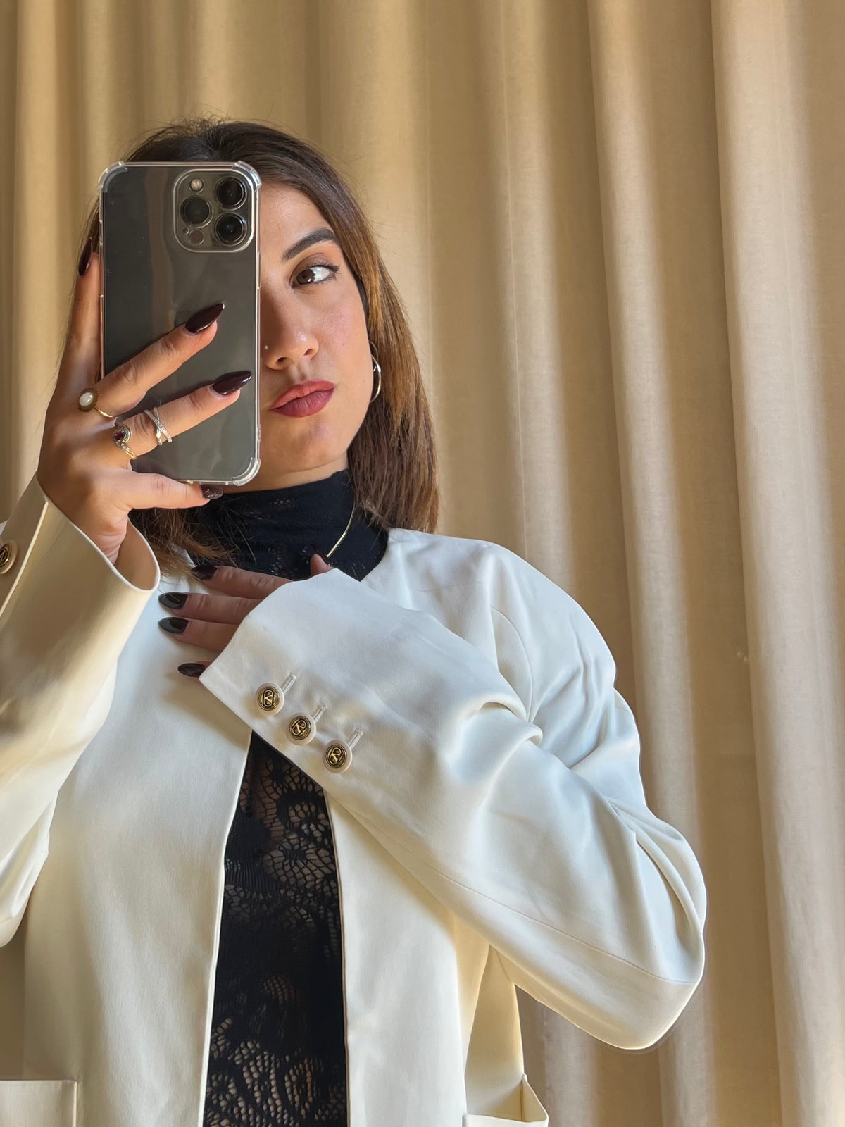 Blazer Vintage Valentino Miss V – Bianco Panna con Bottoni gioiello