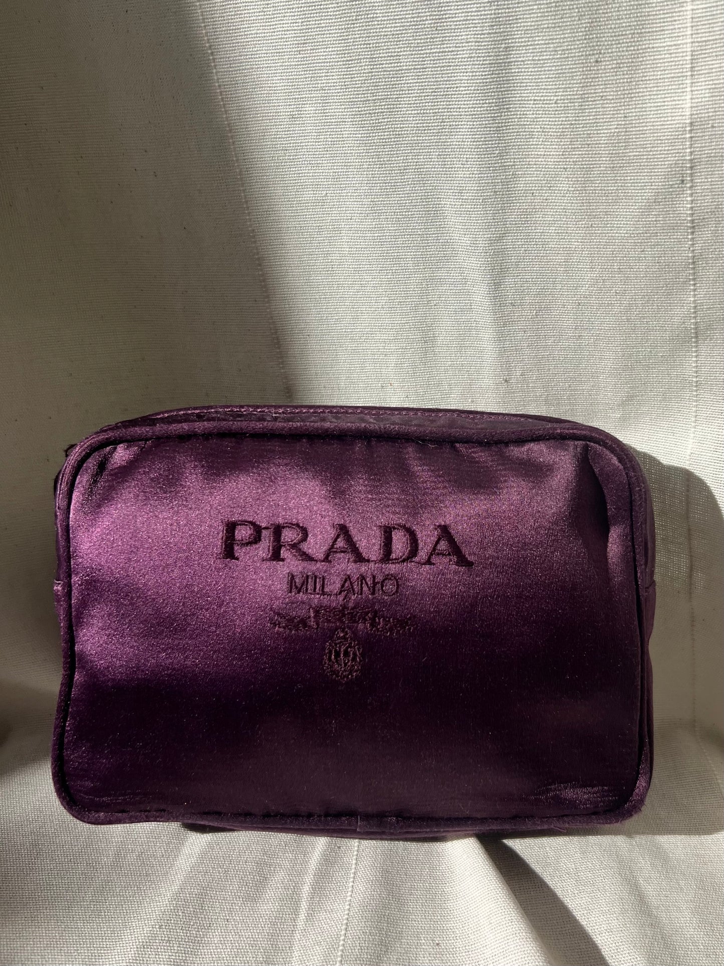 Pochette Prada in seta