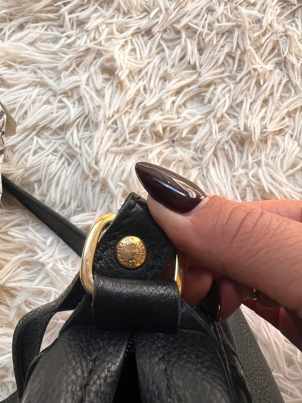 Borsa a Tracolla Vintage Longchamp in Pelle Granata – Nera