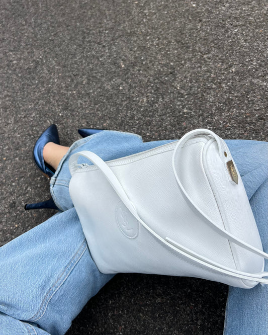 Yves Saint Laurent – Camera Bag Vintage in Pelle Saffiano Bianca