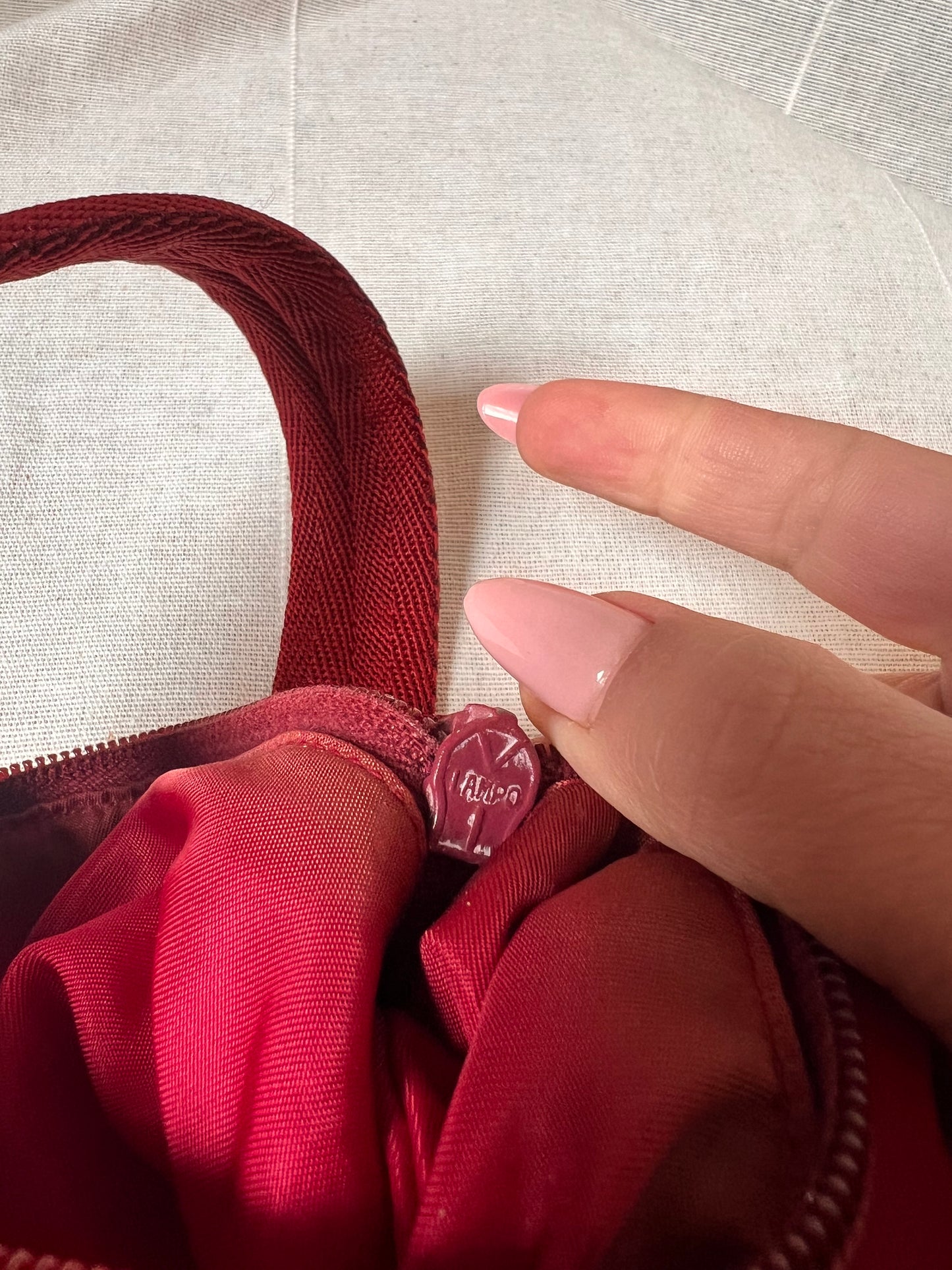 Prada  nylon Mini Bag - Rosso Iconico  leggi bio