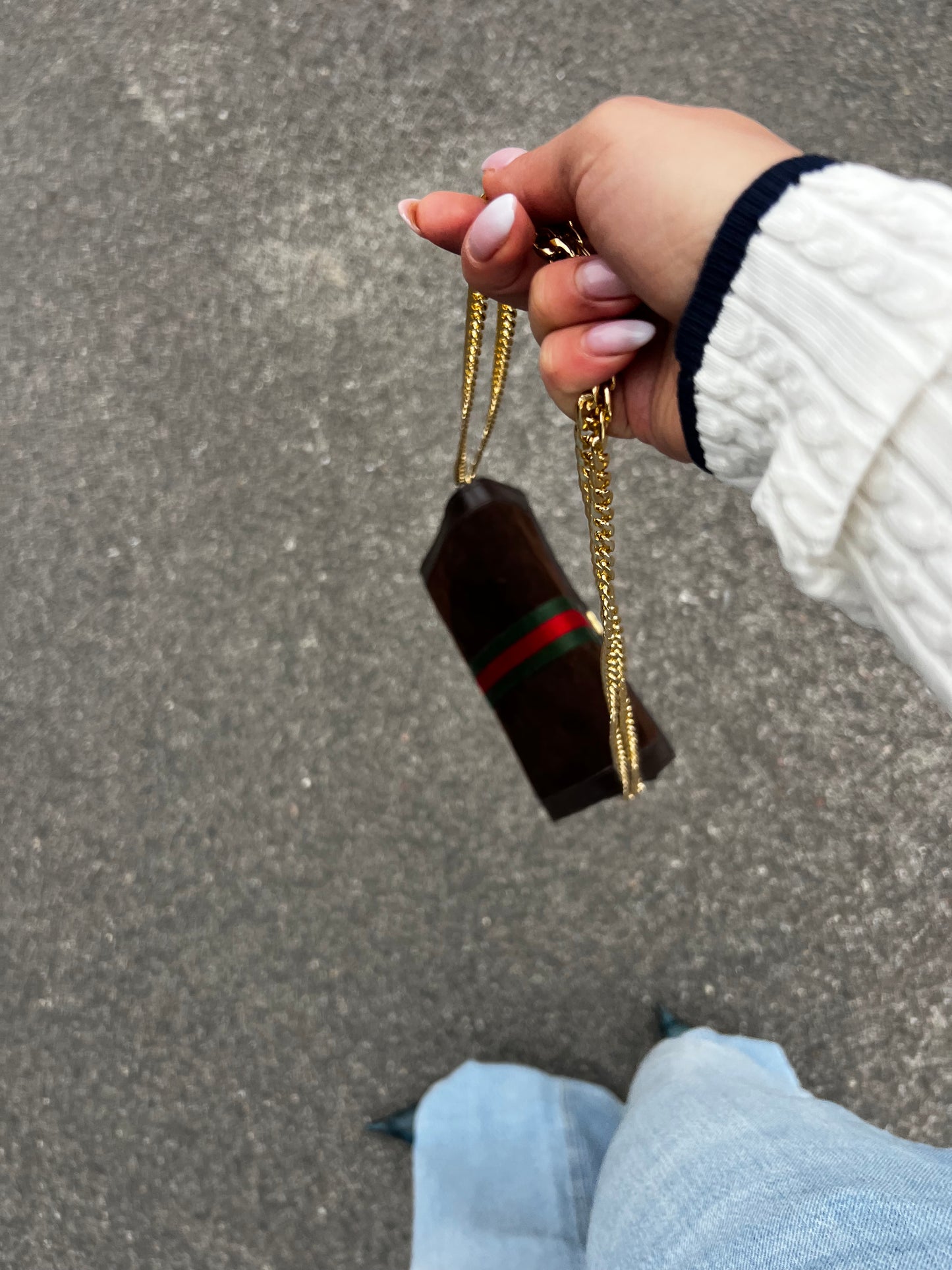 Gucci Vintage: L’Icona Web in Suede Marrone