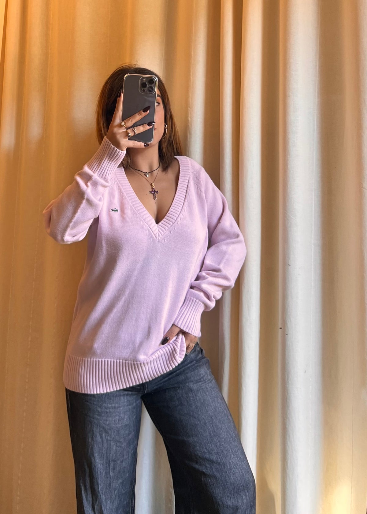 Maglione Lacoste in Cotone Rosa Chiaro con Scollo a V