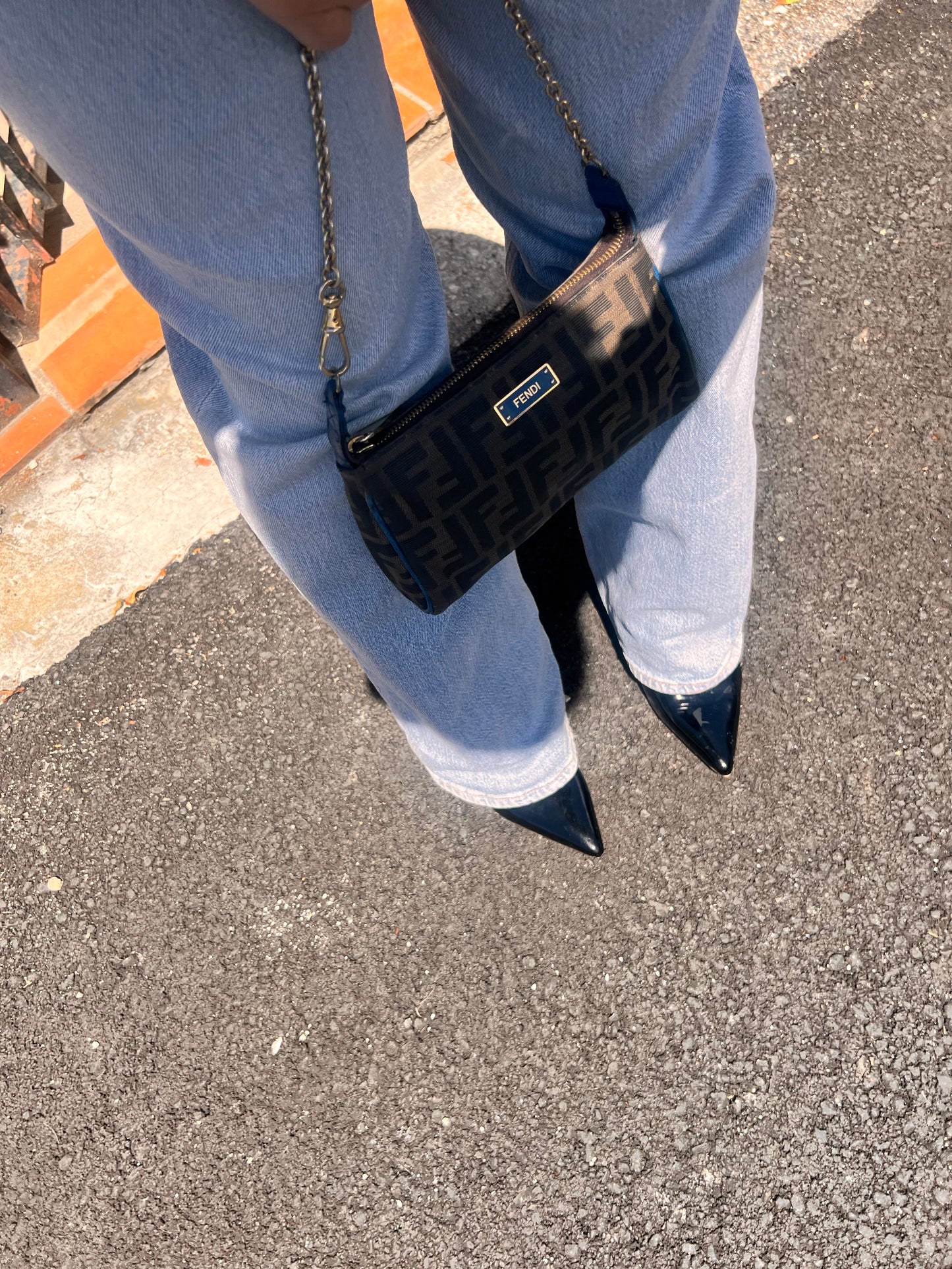 Pochette on Chain Fendi Zucca