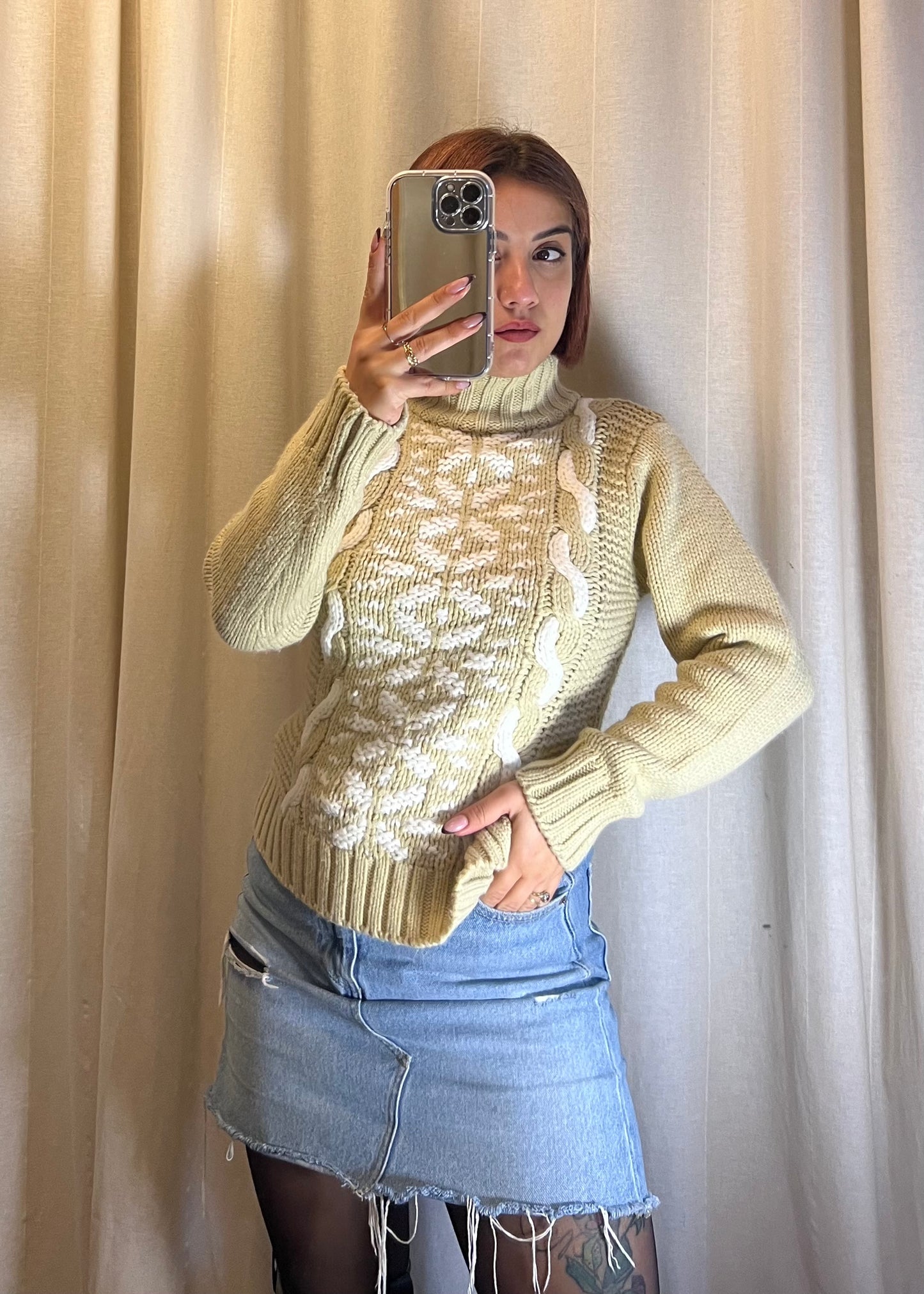 Maglione in lana a trecce