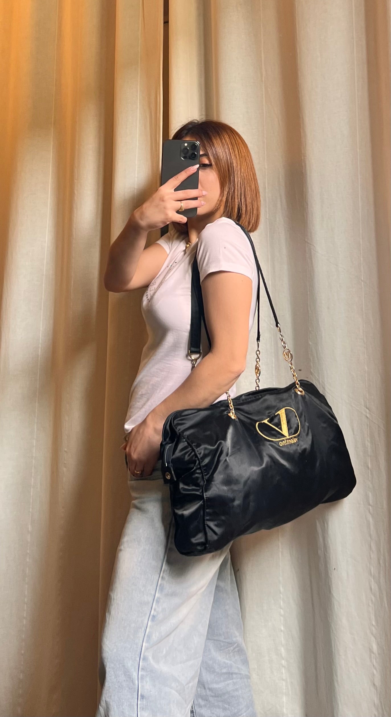 Valentino Garavani – Maxi Tote in Satin Nero