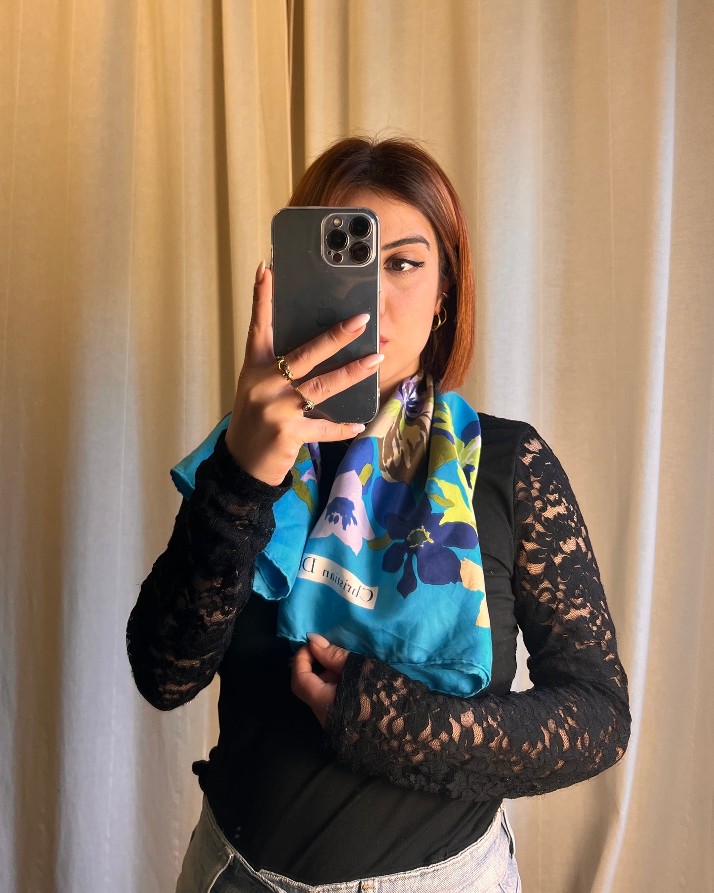 Foulard Christian Dior in Seta – Carré Floreale "Vibrant Bloom" (76x76)