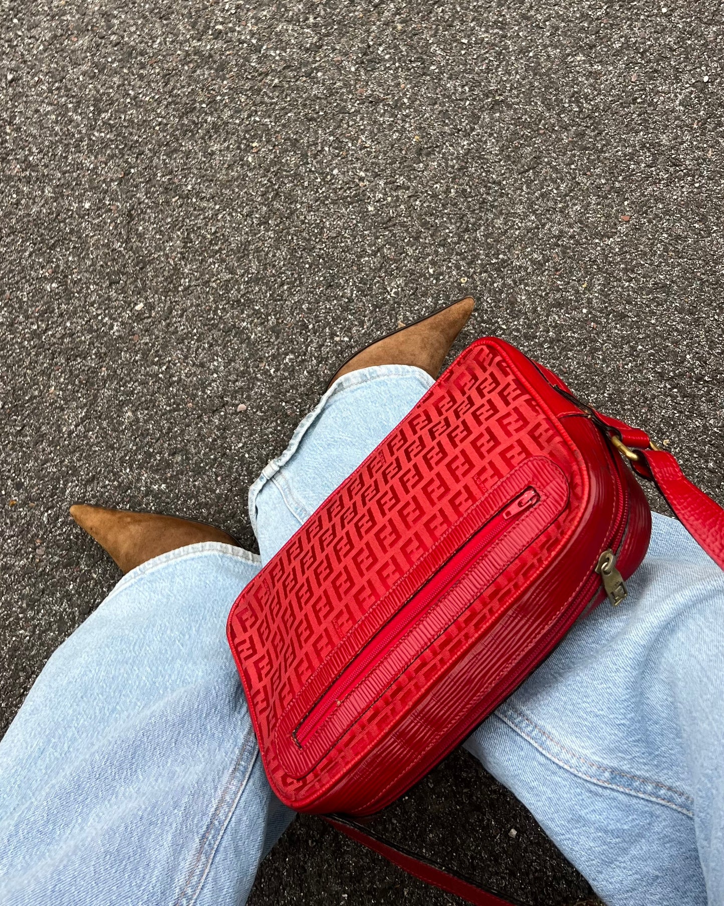 FENDI – Tracolla Vintage Camera Bag in Tessuto Zucca Rosso
