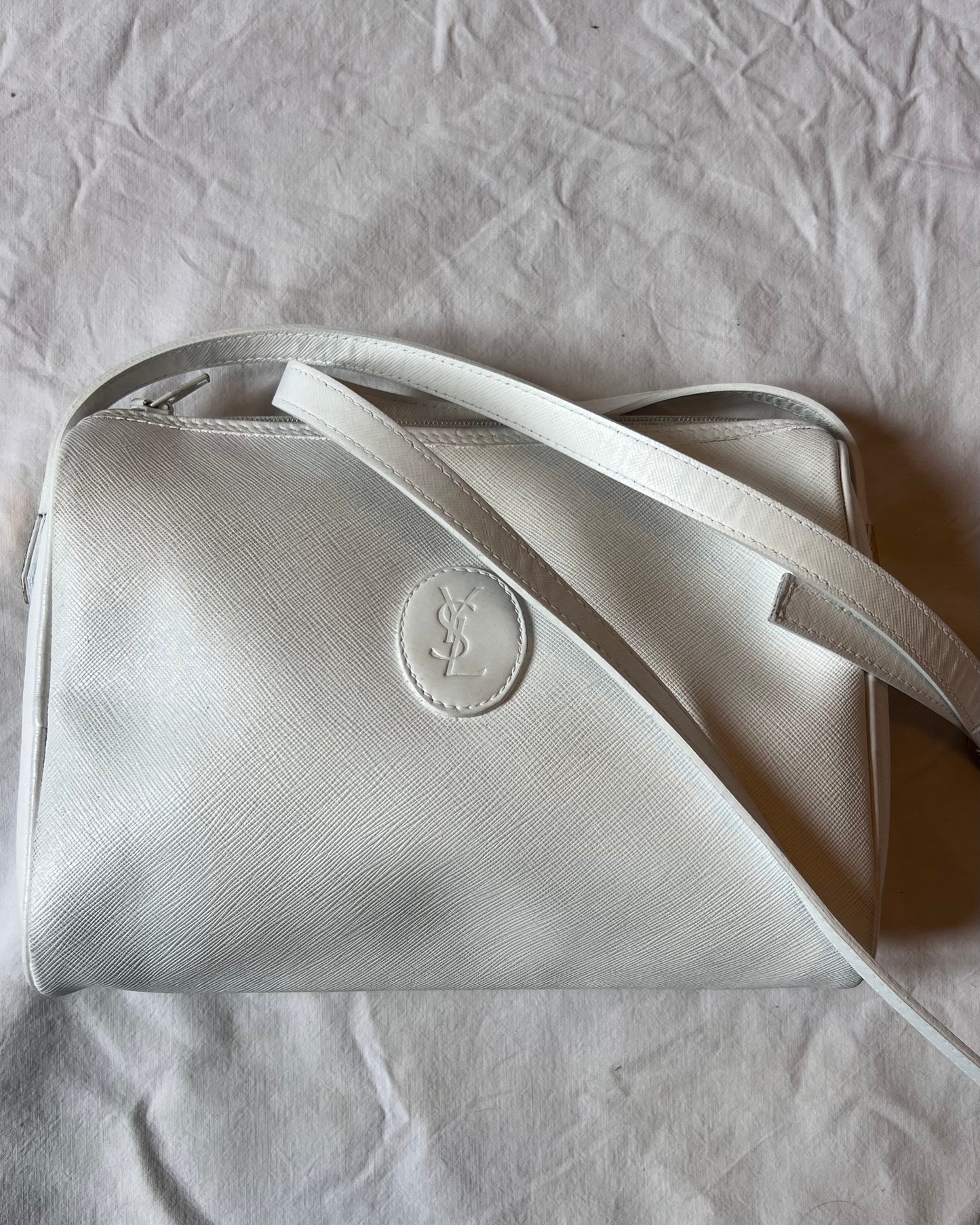 Yves Saint Laurent – Camera Bag Vintage in Pelle Saffiano Bianca