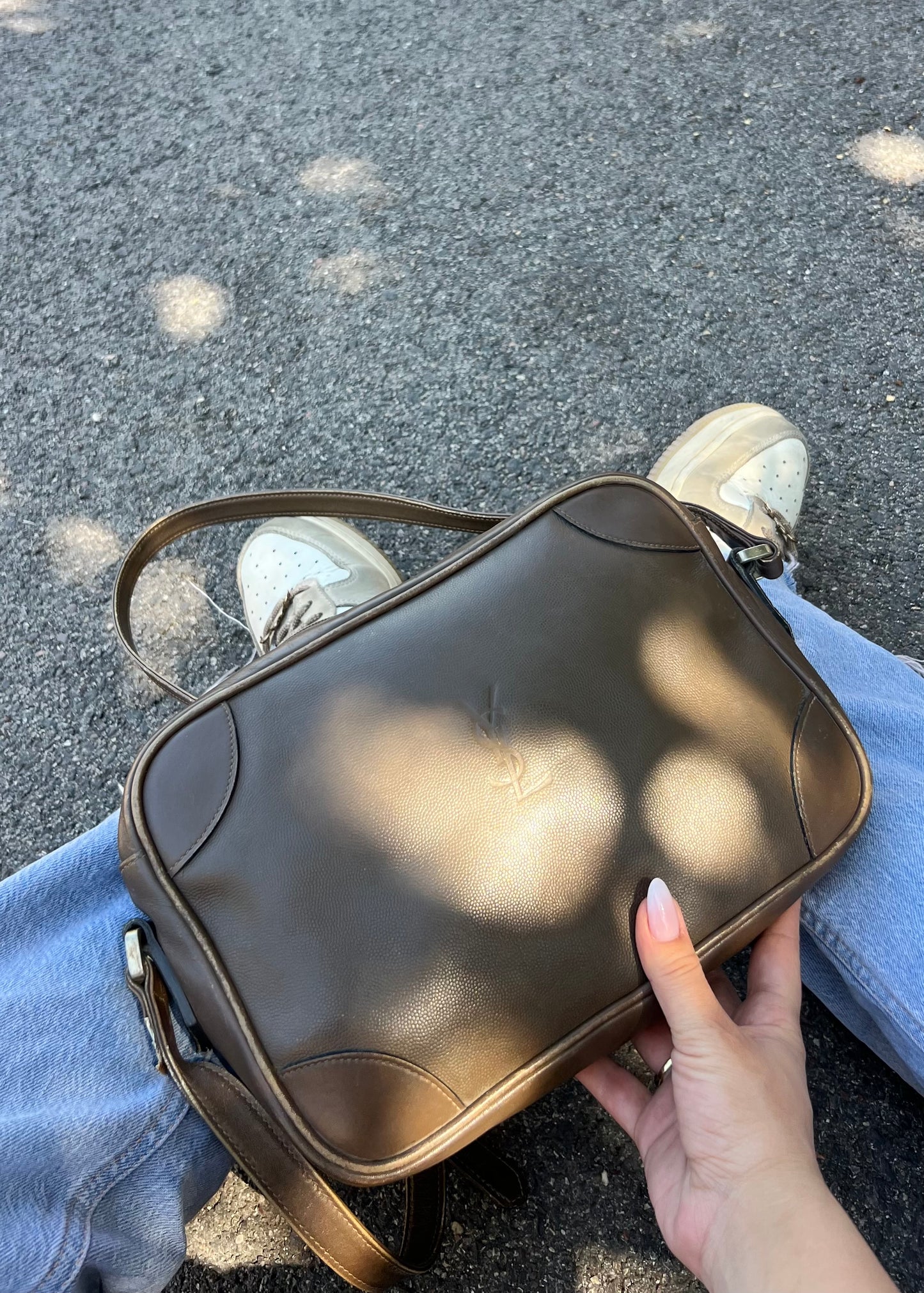 Splendida camera Bag  Vintage Yves Saint Laurent – Marrone fango