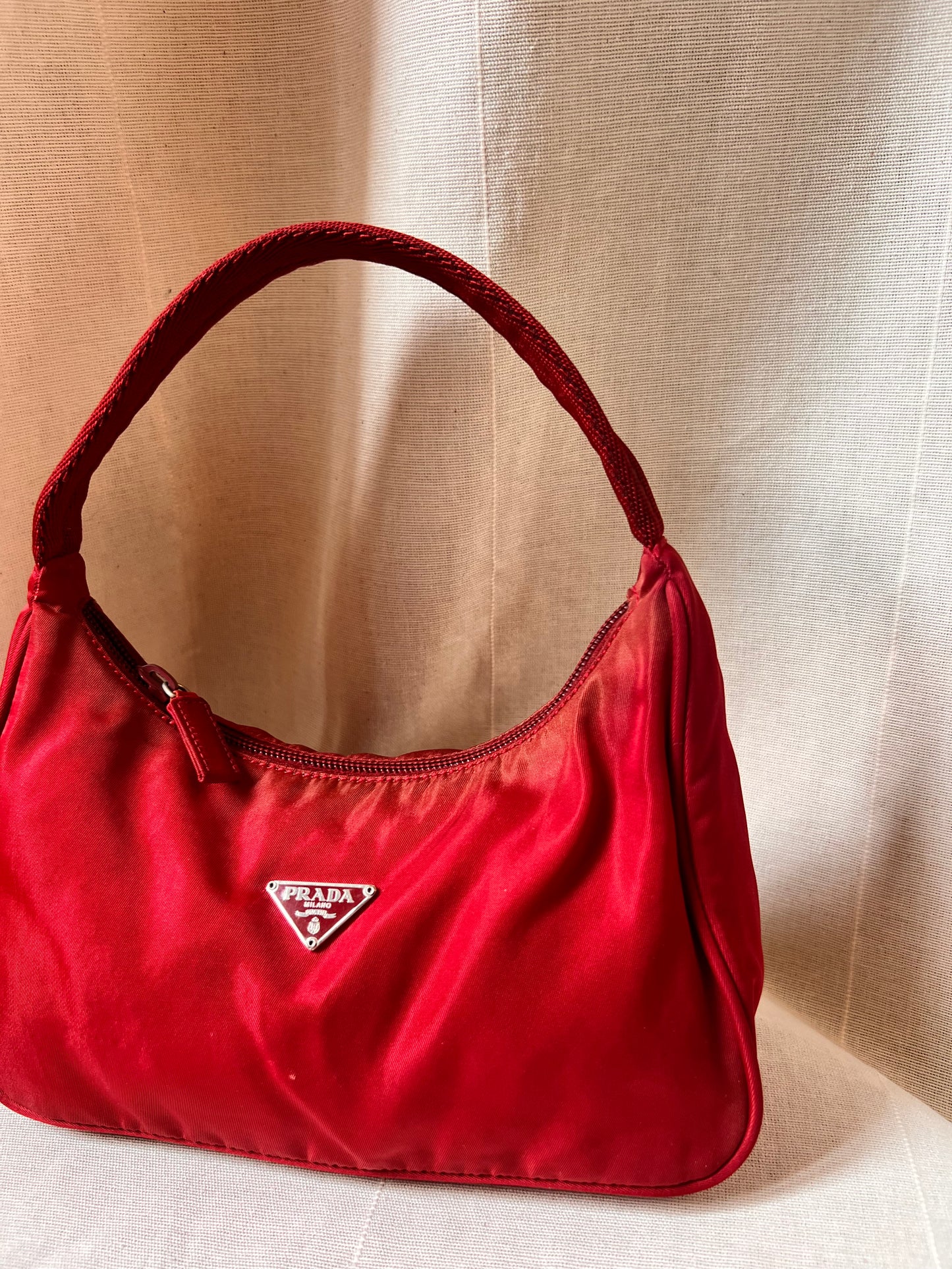 Prada  nylon Mini Bag - Rosso Iconico  leggi bio