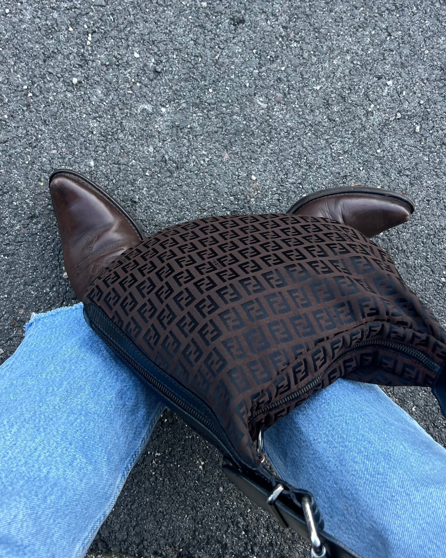 Fendi oyster cioccolato