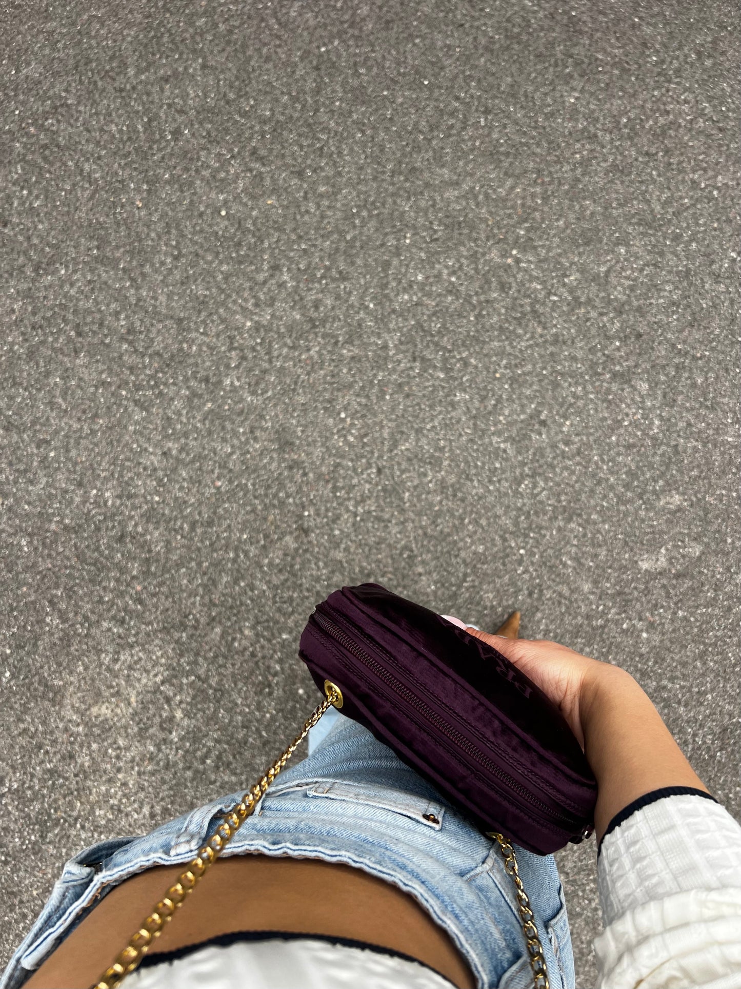 Prada – Camera Bag in Raso Satin "Deep Plum" con Chain Custom Gold