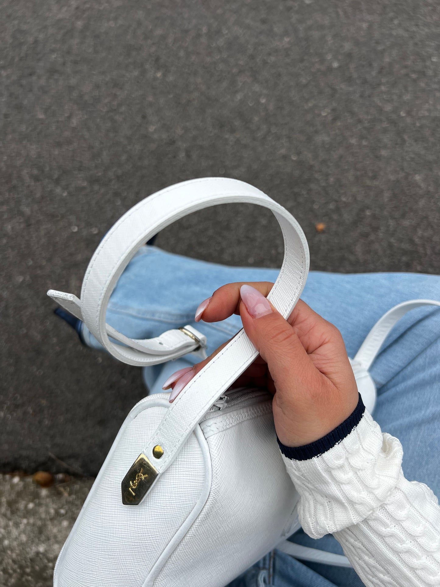 Yves Saint Laurent – Camera Bag Vintage in Pelle Saffiano Bianca
