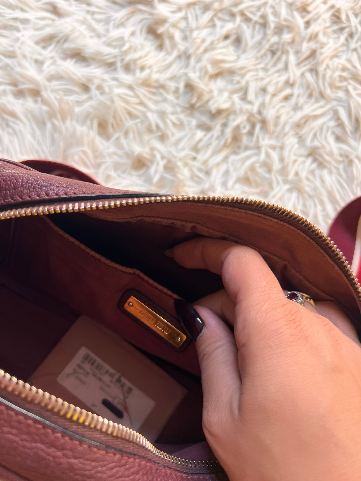 Borsa a Tracolla Miu Miu "Bandoliera" in Pelle Madras – Colore Amaranto
